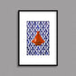 Tableau décoratif d'un tagine marocain en orange, sur un fond de zellige marocain de motifs en bleu, encadré dans un cadre en noir - Format A4.